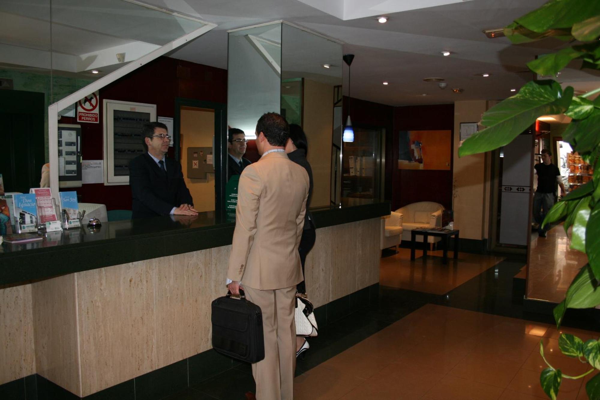 Apartahotel Aguadulce 아구아둘세 외부 사진